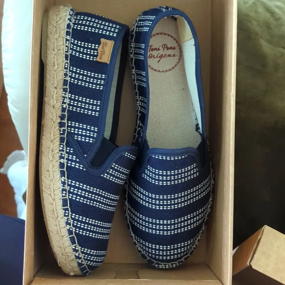 🆕🌿SUNDANCE NAVY ESPADRILLES🌿